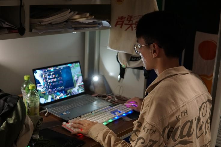 英雄，去超越！——广州科技职业技术大学第四届英雄联盟电子竞技比赛圆满落幕